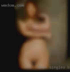 Then singles both know who their with from Vanderwagen.
