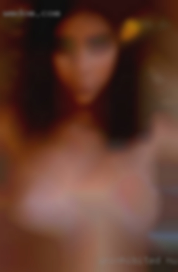 Uninhibited nude looking thrill seeker in Texas!